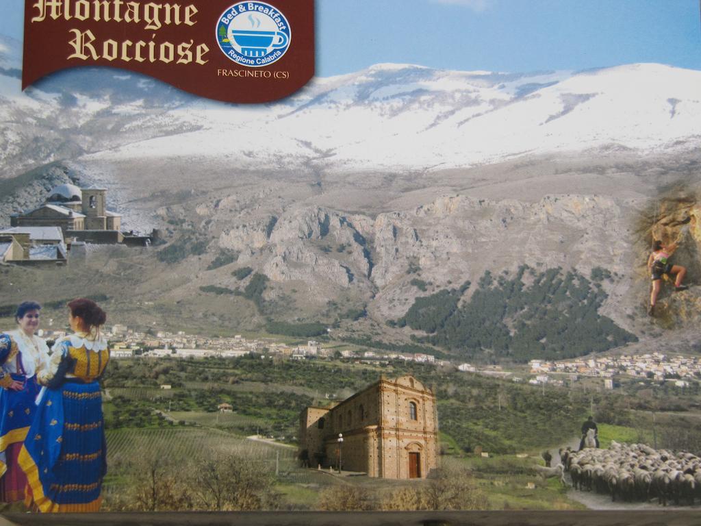 Montagne Rocciose Bed & Breakfast Frascineto Екстериор снимка
