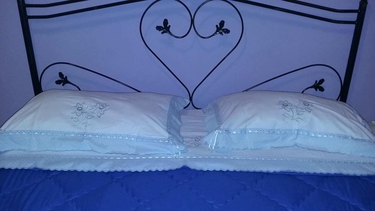 Montagne Rocciose Bed & Breakfast Frascineto Екстериор снимка